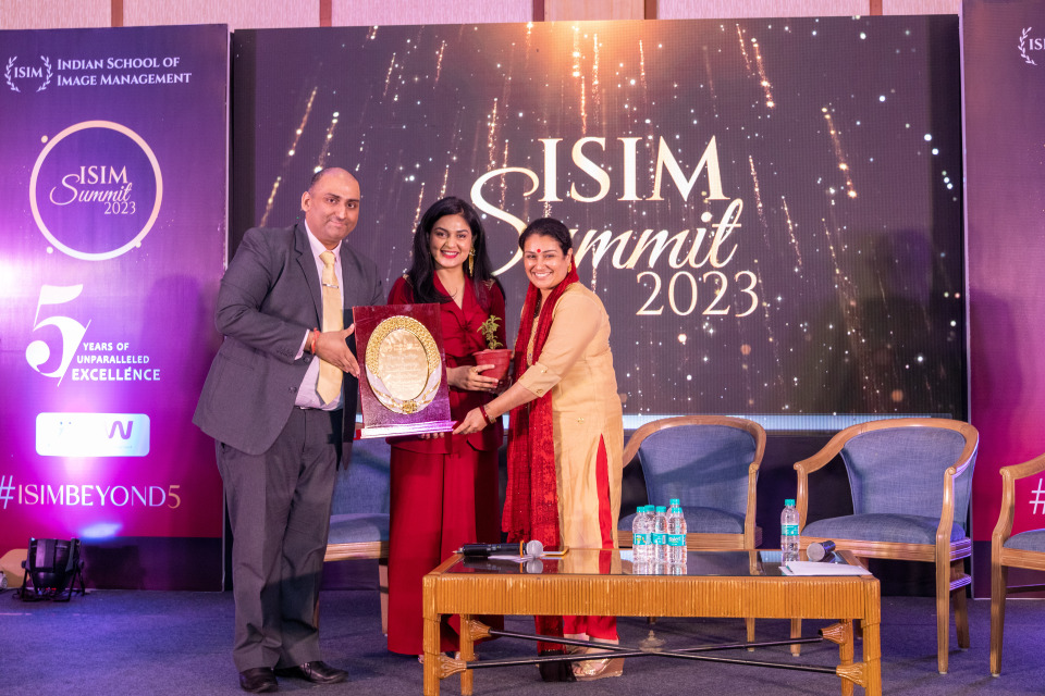 Mrs. Priti Gandhi Ji