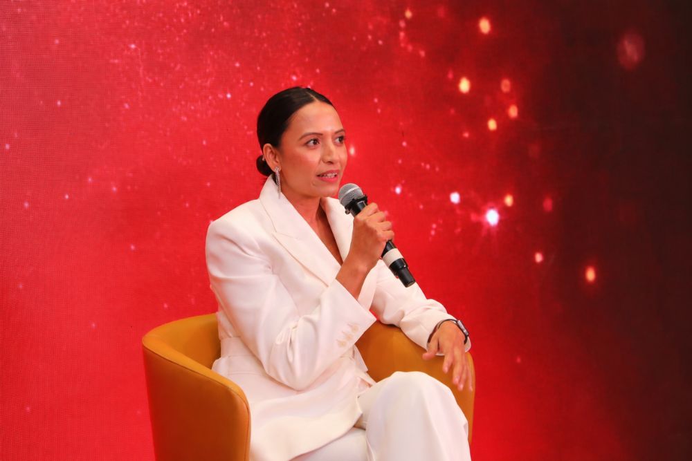 Dr. Bina Basnett